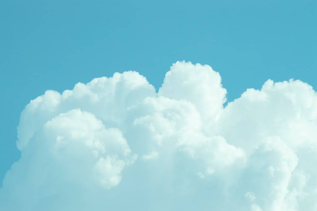 Photo call center cloud technology